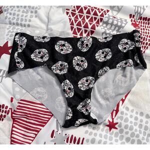 NWOT Friday the 13th Jason panties